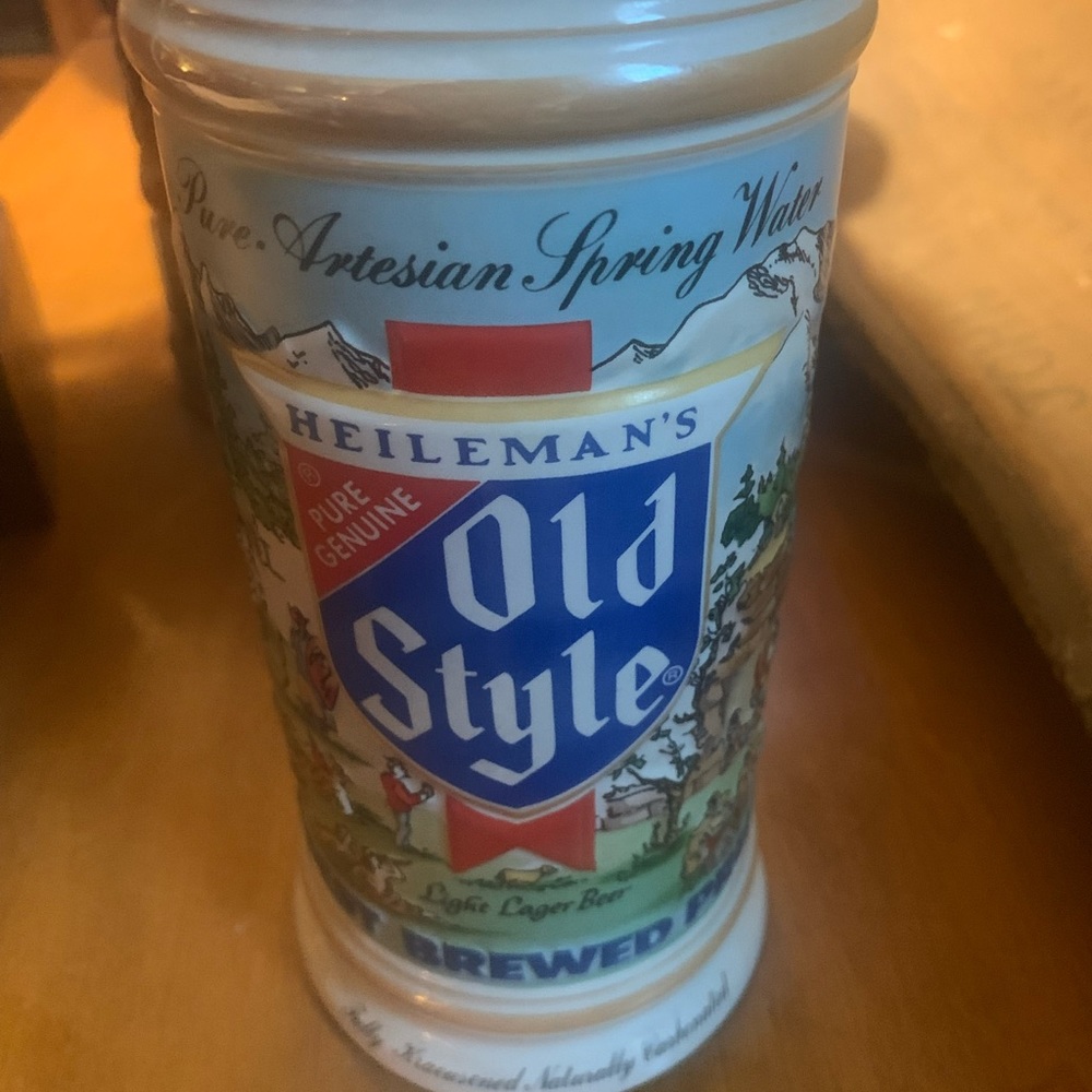 1986 Heileman’s Old Style Stein numbered 17180.